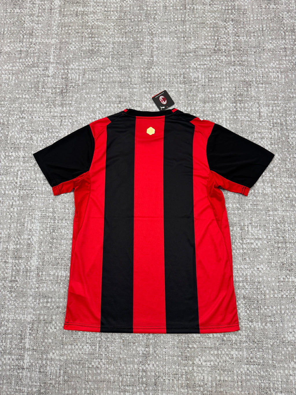 AC Milan 2026/27 Red and Black Home Shirt — Fan Version — photo 3