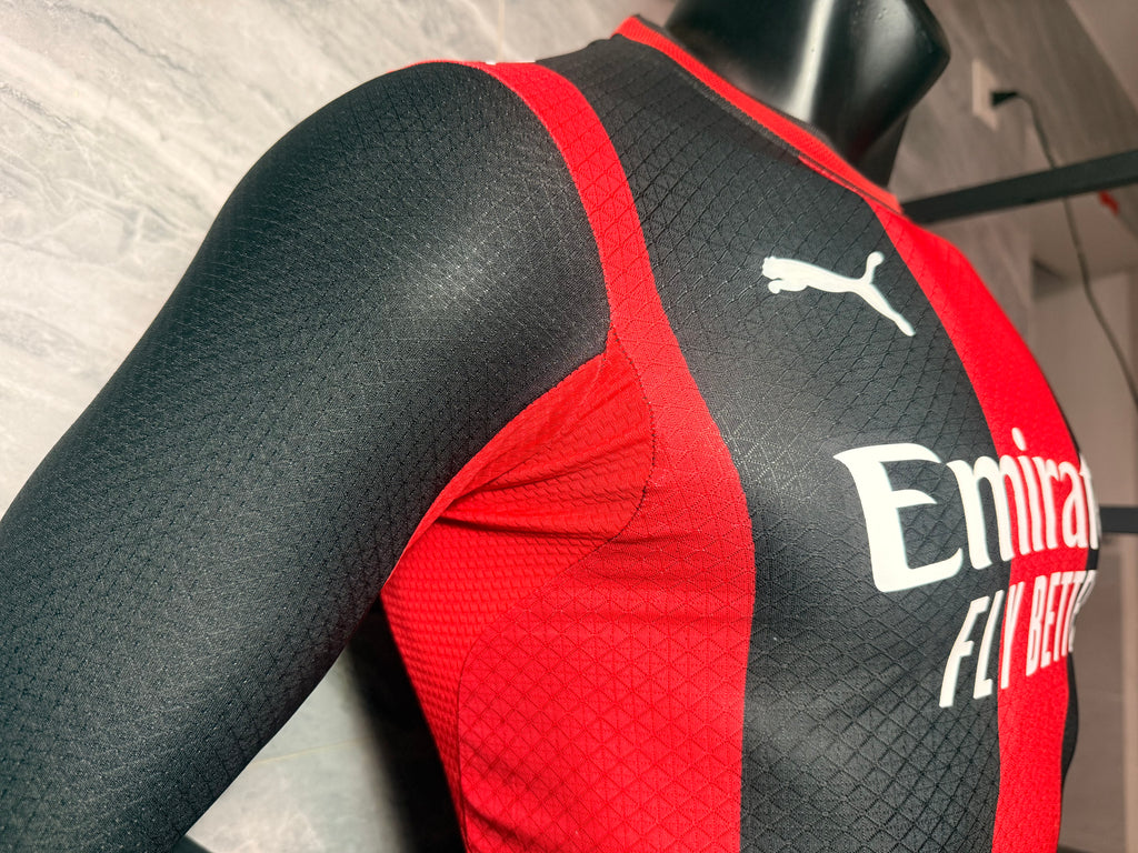 AC Milan 2026/27 Red and Black Home Long-Sleeve Shirt — Player Version — photo 6