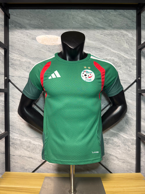 Algeria 2026/27 Green and Red Training Shirt — photo 1