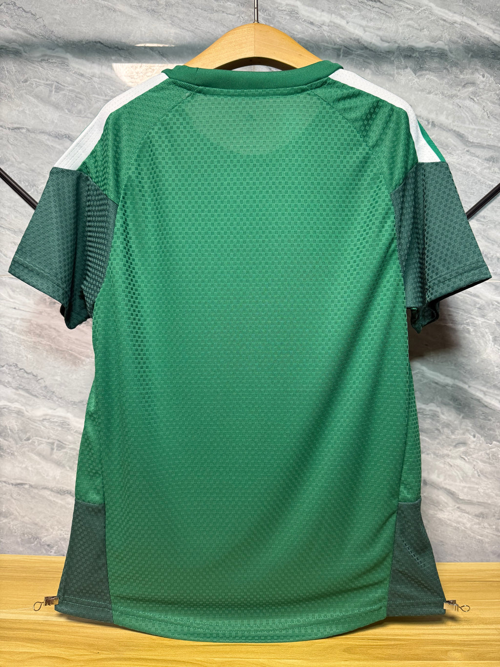 Algeria 2026/27 Green and Red Training Shirt — photo 11