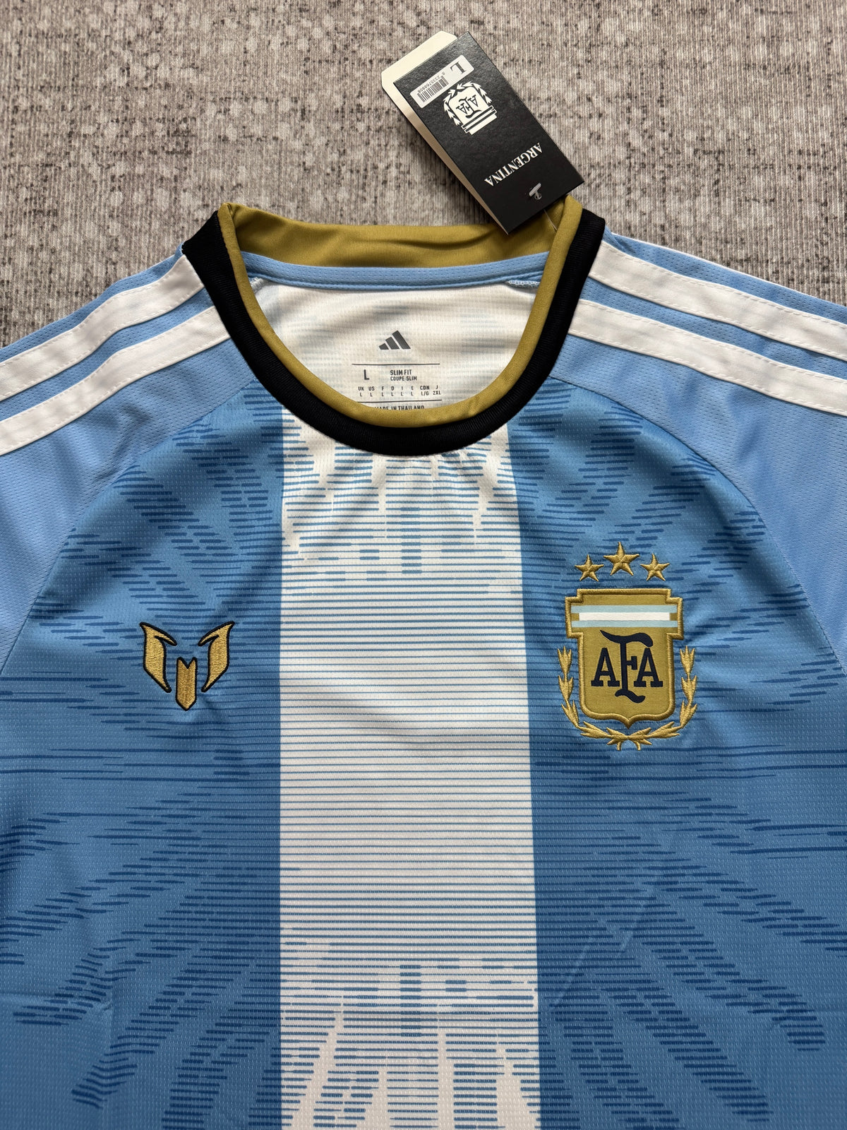 Argentina 2026 Sky Blue and Gold Commemorative Shirt — Fan Version — photo 1
