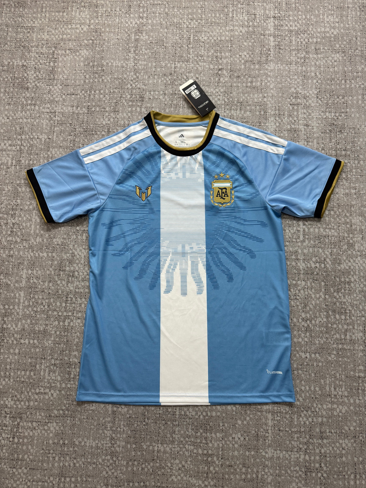 Argentina 2026 Sky Blue and Gold Commemorative Shirt — Fan Version — photo 2