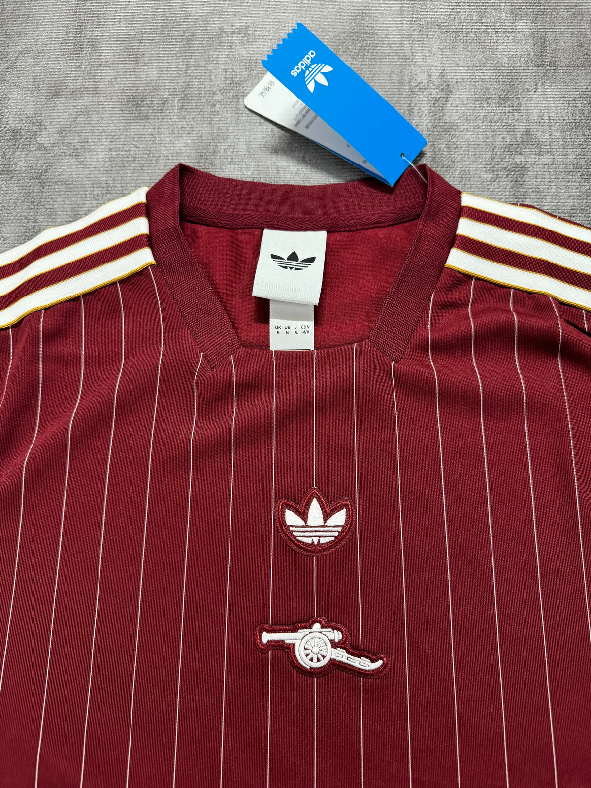 Arsenal 2025/26 Burgundy Terrace Icons Shirt — photo 3