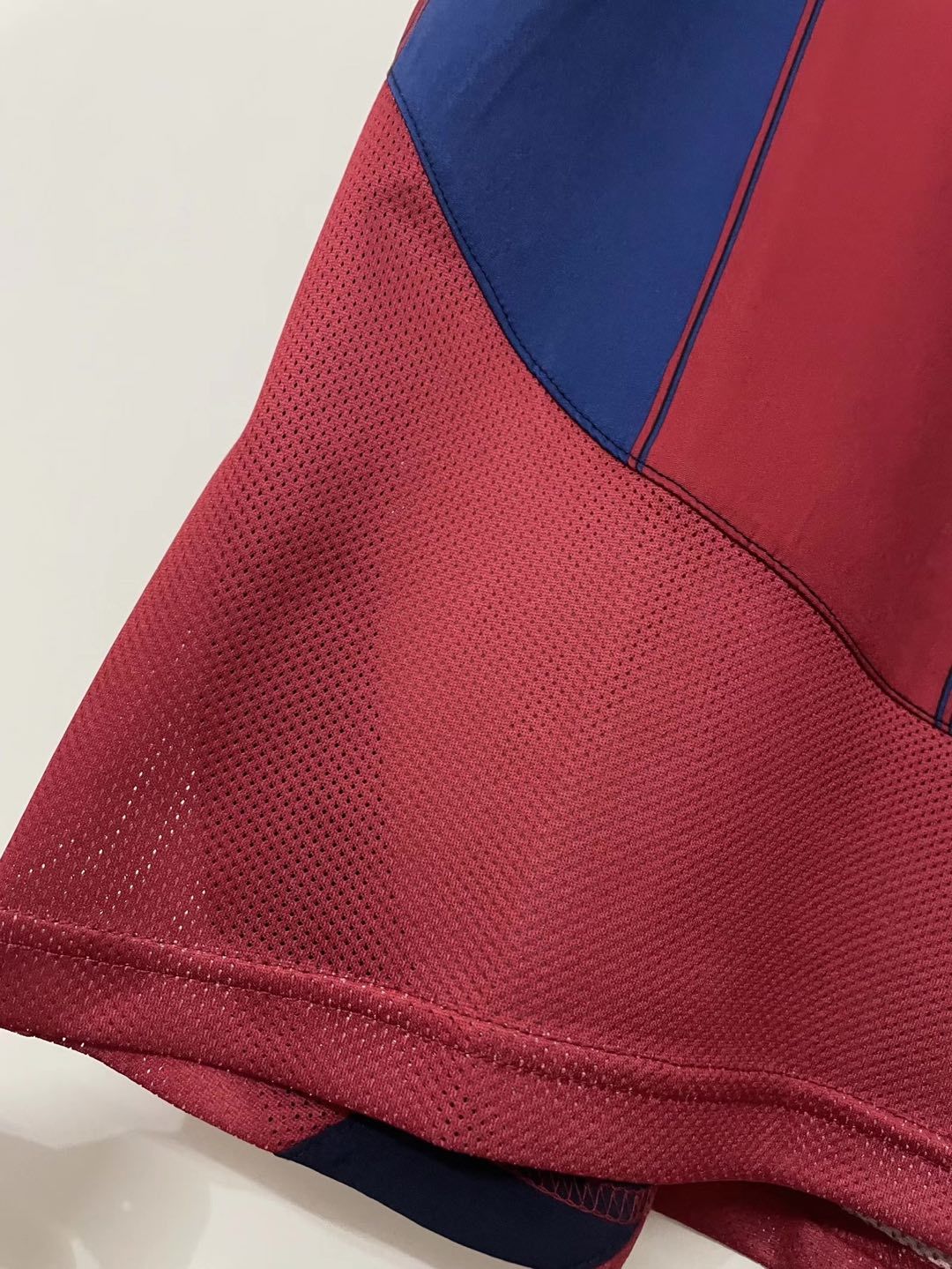 Barcelona 2003/04 Home Shirt — Retro Version — photo 5