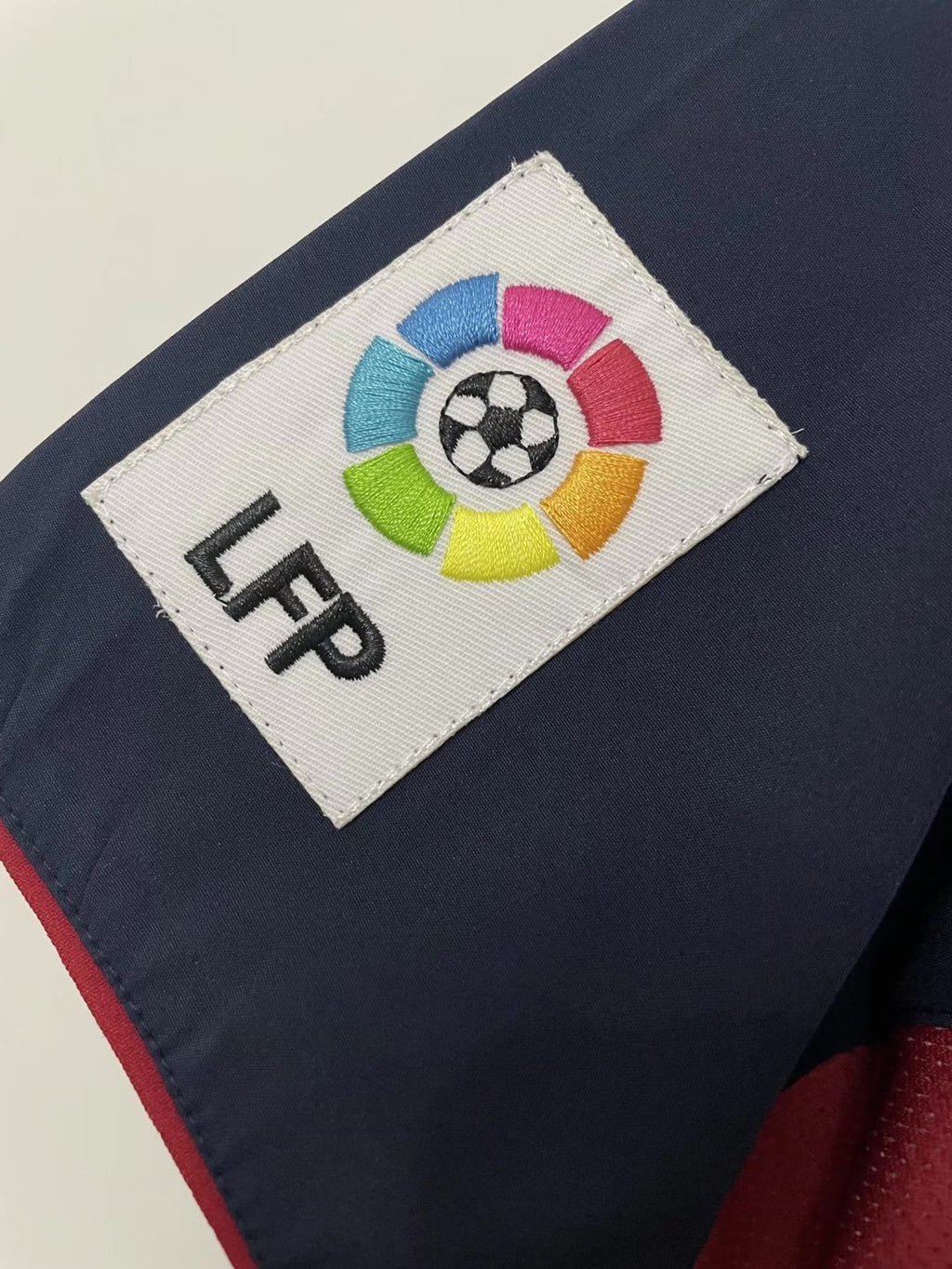 Barcelona 2003/04 Home Shirt — Retro Version — photo 6