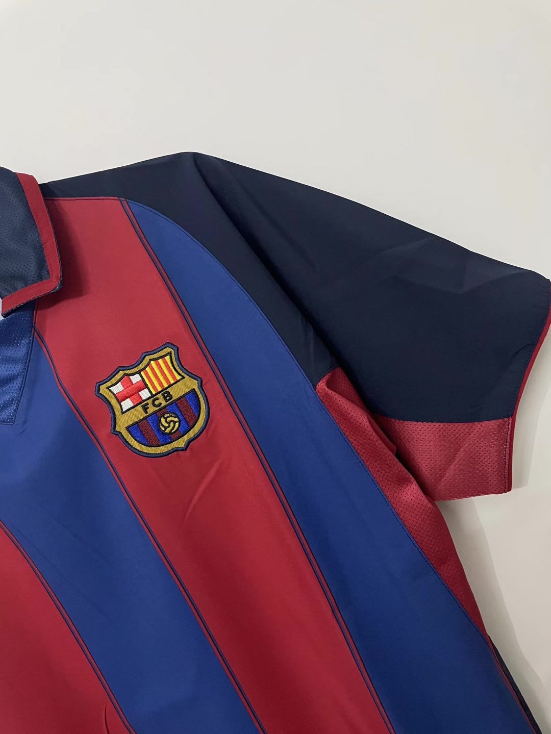 Barcelona 2003/04 Home Shirt — Retro Version — photo 8