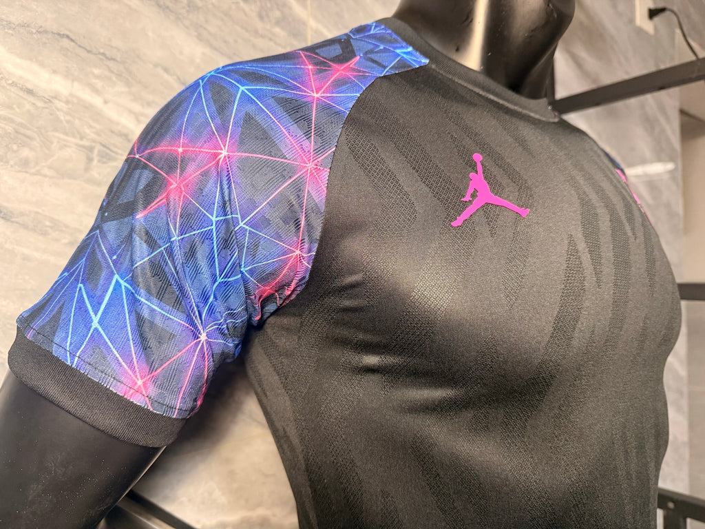 Barcelona 2026/27 Black Lightning Special-Edition Shirt — Player Version — photo 5