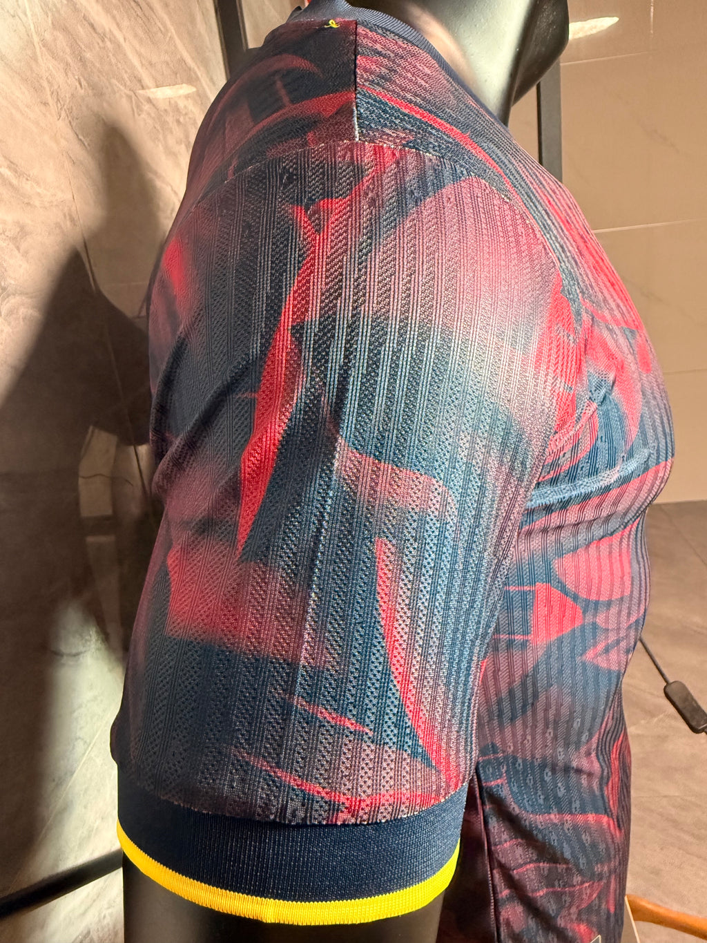 Barcelona 2026/27 Navy Red Floral Special-Edition Shirt — Player Version — photo 6