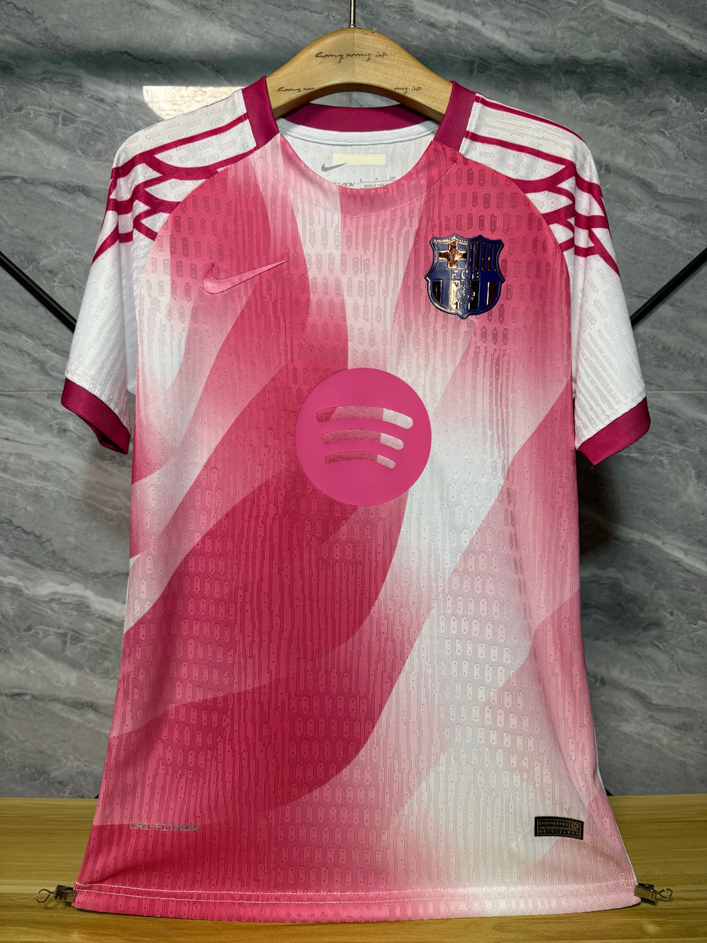 Barcelona 2026/27 Pink and White Special-Edition Shirt — Player Version — photo 10