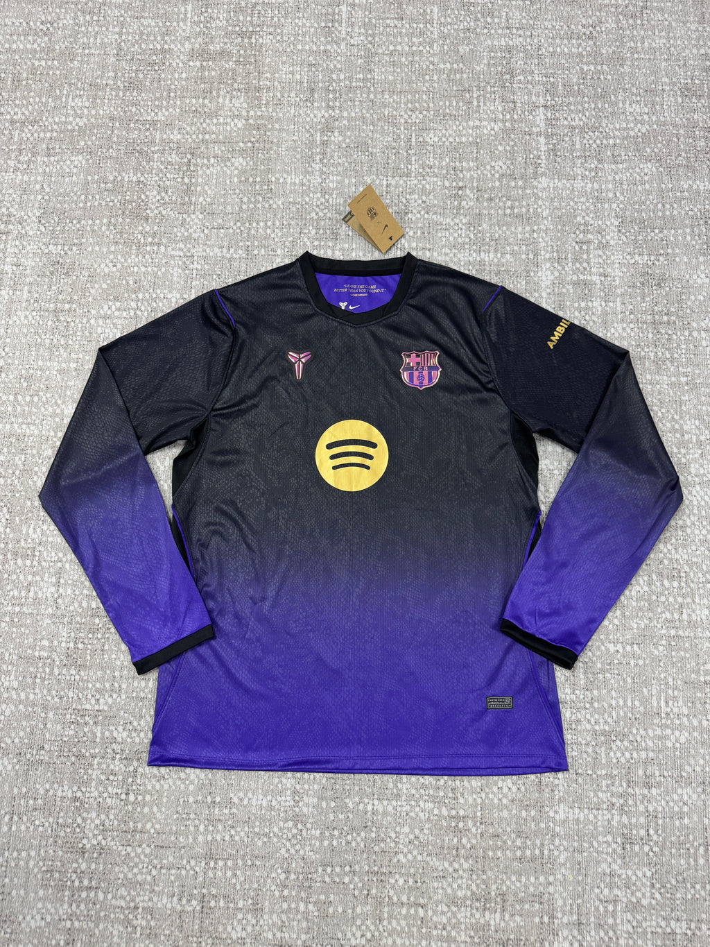 Barcelona 2026/27 Away Long-Sleeve Shirt — Fan Version — photo 1