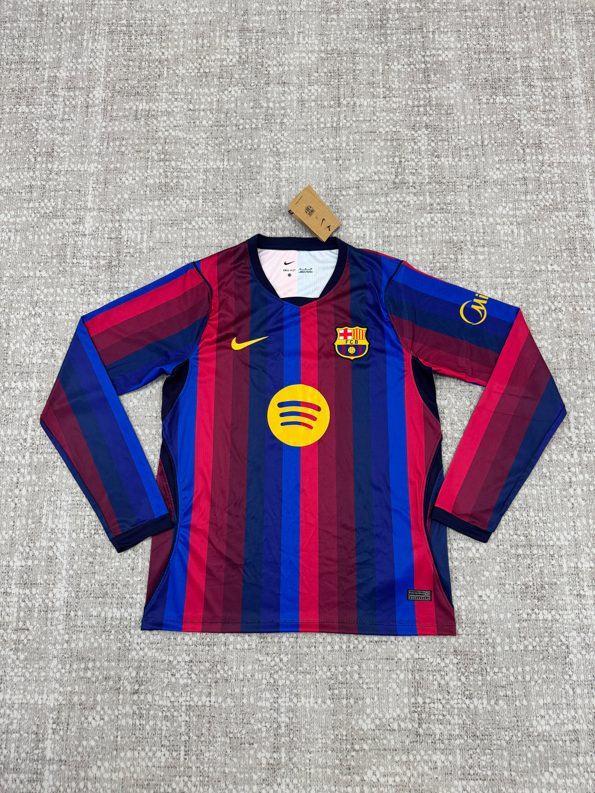 Barcelona 2026/27 Home Long-Sleeve Shirt — Fan Version — photo 1