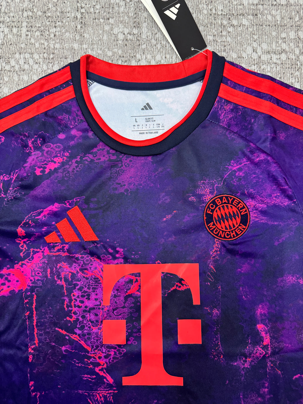 Bayern Munich 2026/27 Champions League Shirt — Fan Version — photo 3