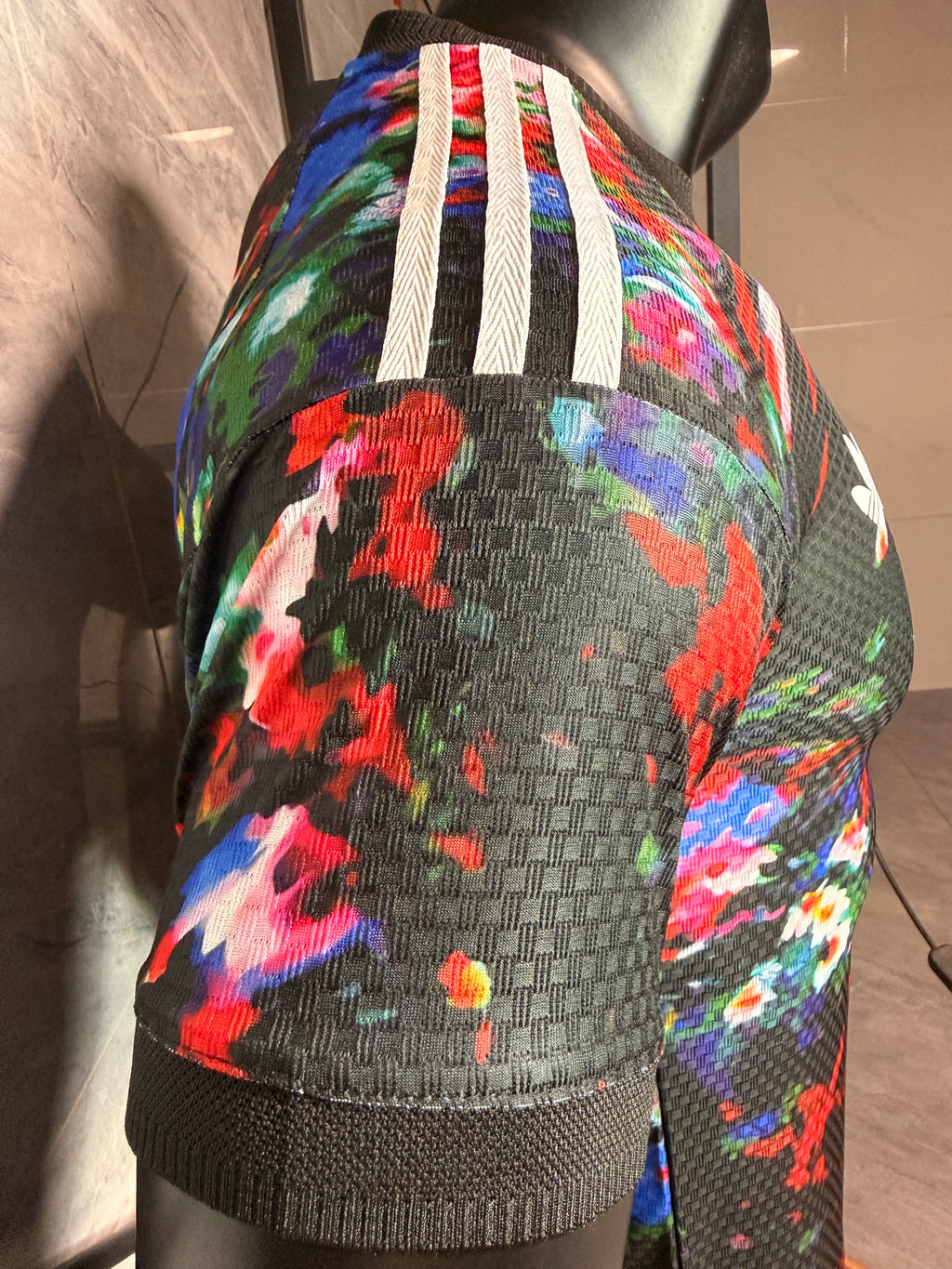 Bayern Munich 2026/27 Multicolour Oktoberfest Special Shirt — Player Version — photo 7