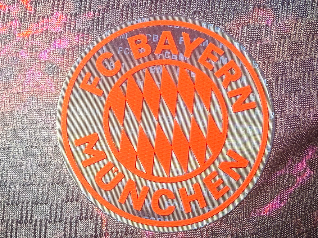 Bayern Munich 2026/27 Purple and Red Third Shirt — Player Version — photo 4