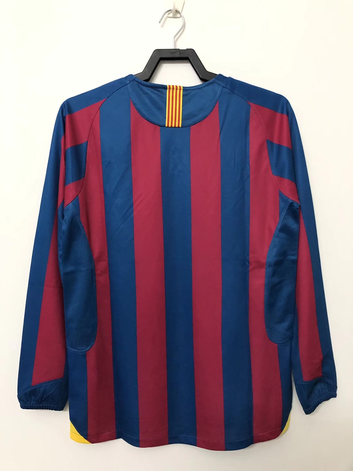 FC Barcelona 2005/06 Home Long-Sleeve Shirt — Retro Version — photo 2