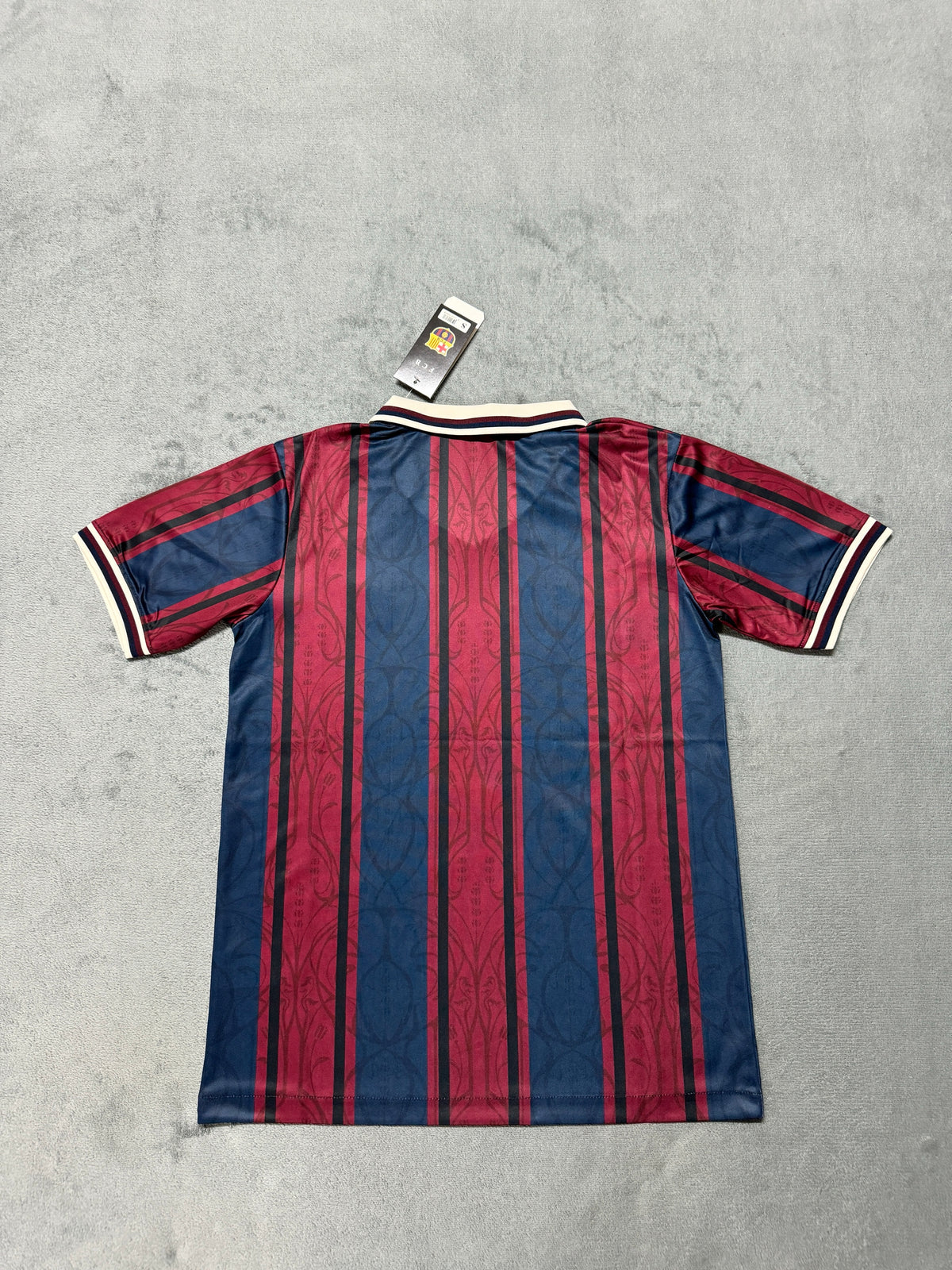 FC Barcelona 2025/26 125th Anniversary Rubber-Badge Fan Shirt — photo 3