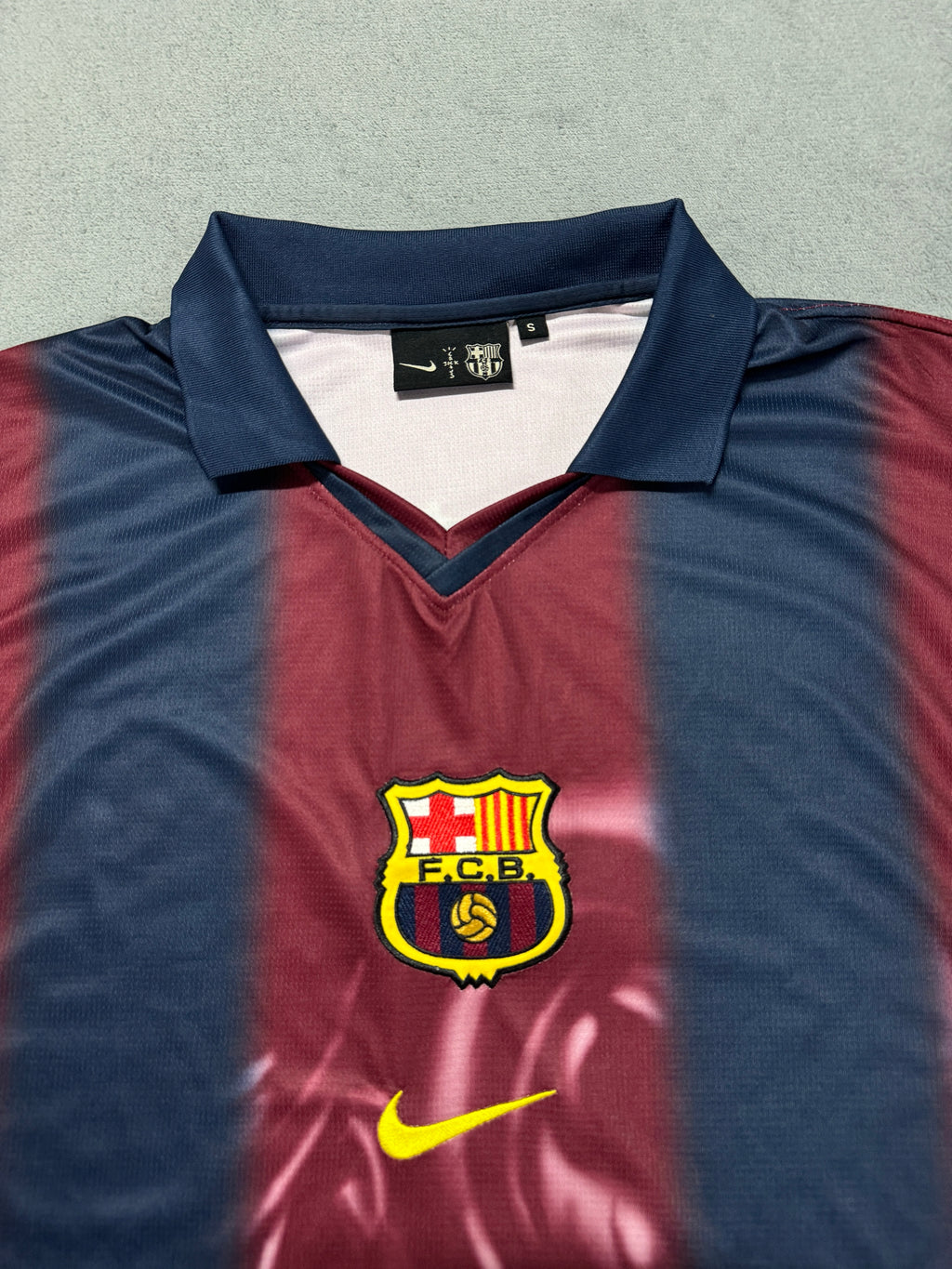 FC Barcelona 2025/26 Burgundy and Navy Retro Collaboration Shirt — photo 1