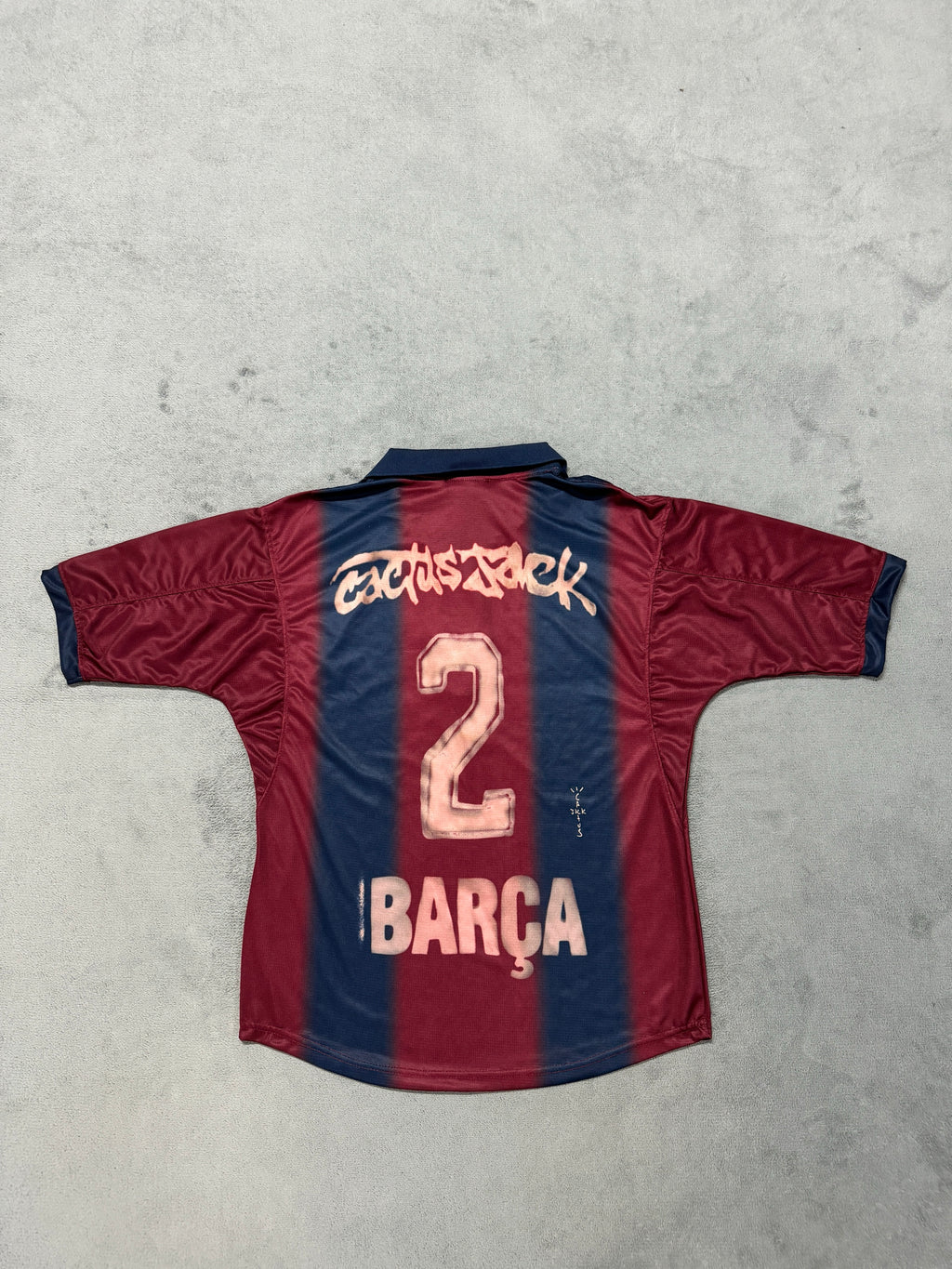 FC Barcelona 2025/26 Burgundy and Navy Retro Collaboration Shirt — photo 3