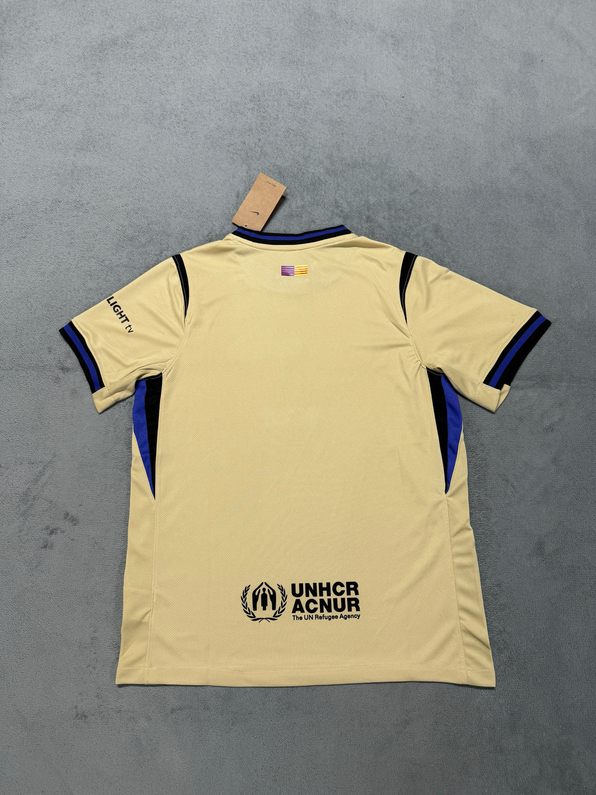 FC Barcelona 2025/26 Gold Away Shirt — Fan Version — photo 3