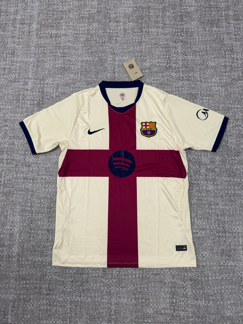 FC Barcelona 2026/27 Cream Fourth Shirt — Fan Version — photo 2