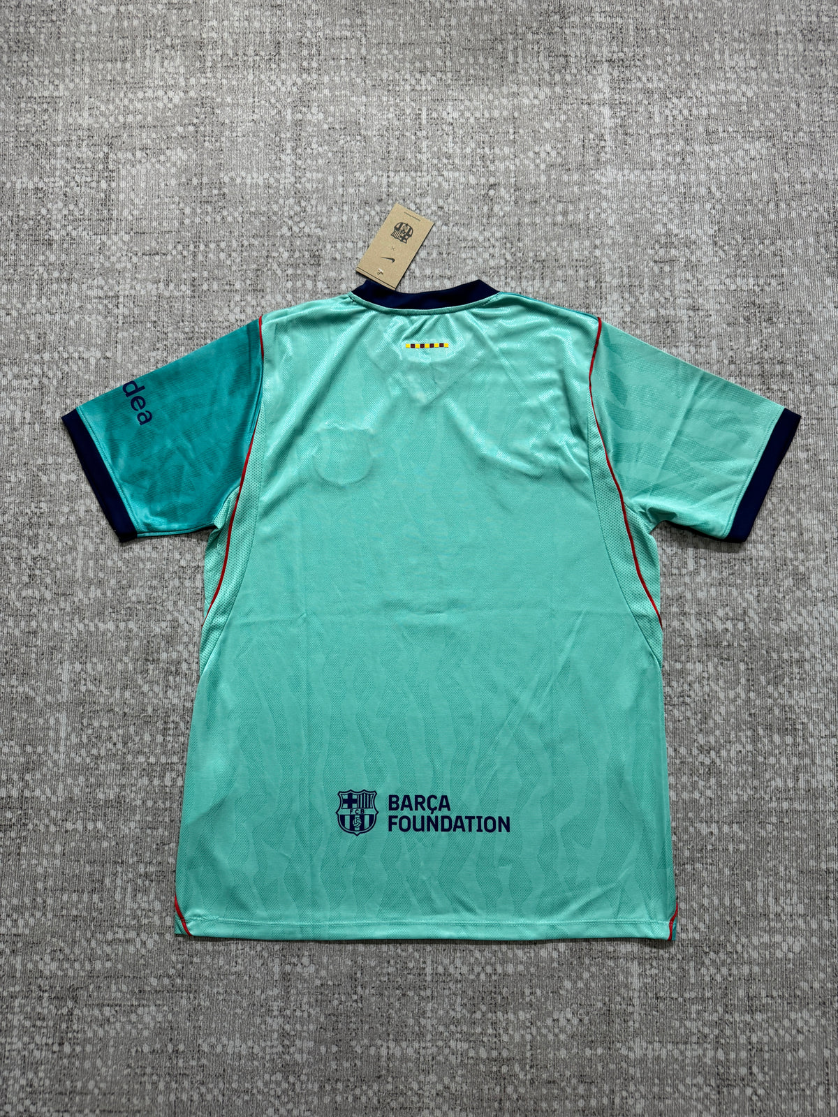 FC Barcelona 2026/27 Mint Away Shirt — Fan Version — photo 3