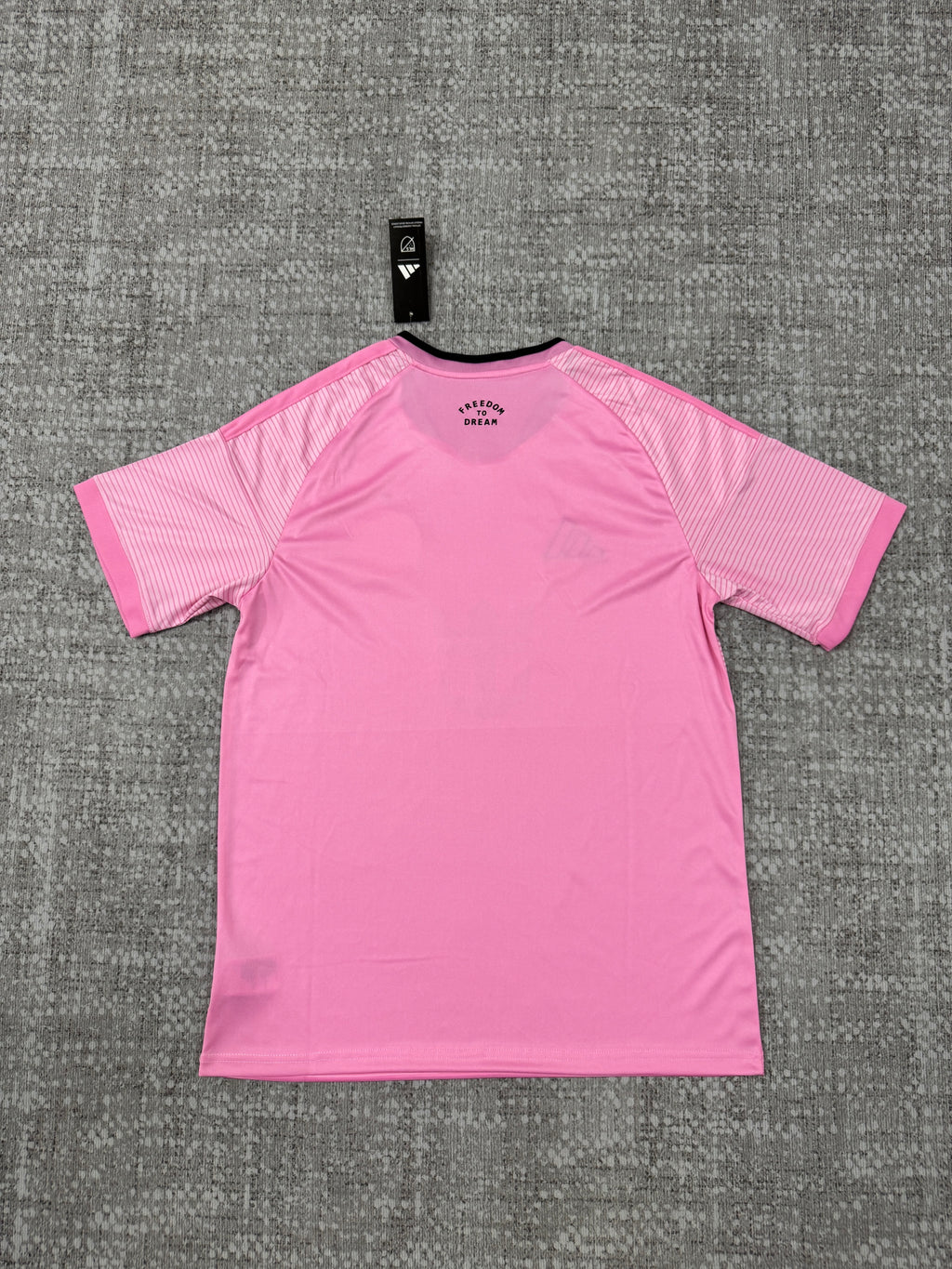 Inter Miami 2026/27 Pink Home Shirt — Fan Version — photo 3