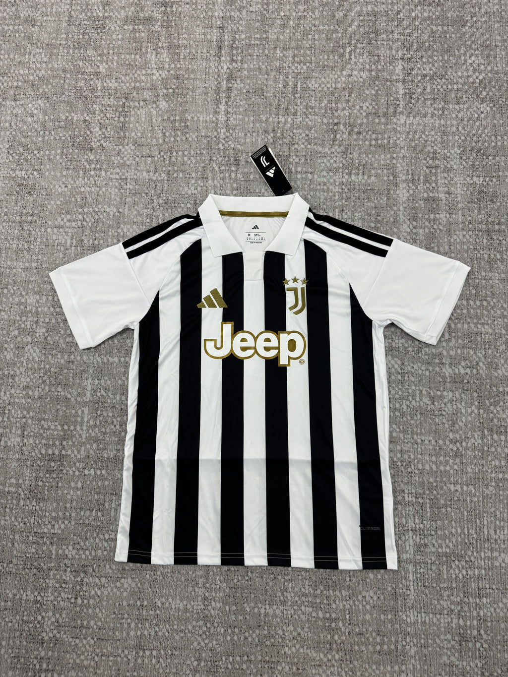 Juventus 2026/27 Black and White Home Shirt — Fan Version — photo 2