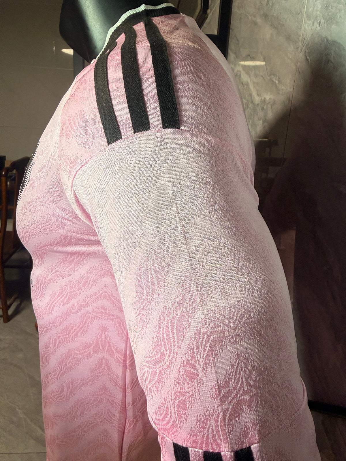 Juventus 2026/27 Pink Away Long-Sleeve Shirt — Player Version — photo 9