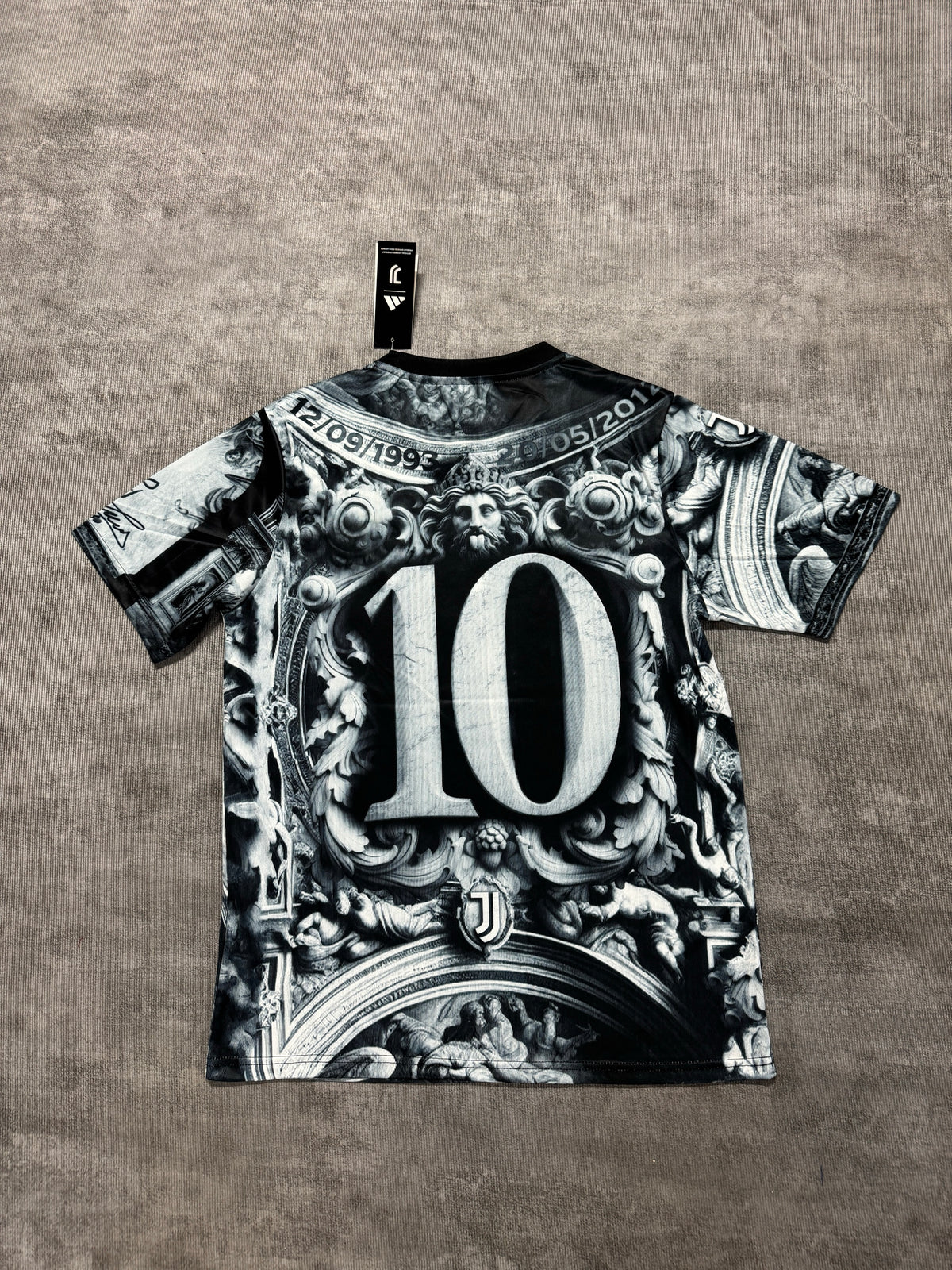 Juventus 2026/27 Year of the Horse Special-Edition Shirt — Fan Version — photo 3