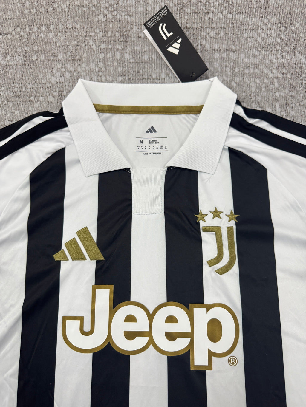 Juventus Home Shirt — Fan Version — photo 3