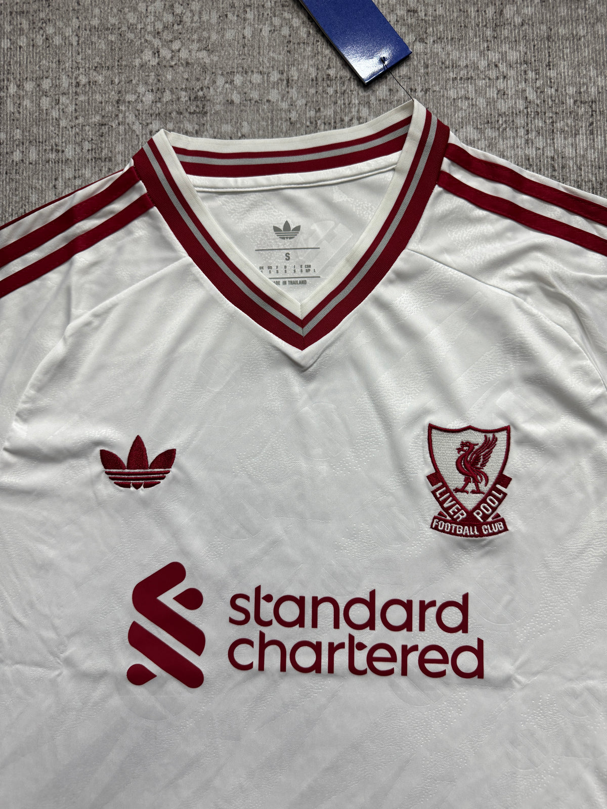 Liverpool 2026/27 Away Long-Sleeve Shirt — Fan Version — photo 1