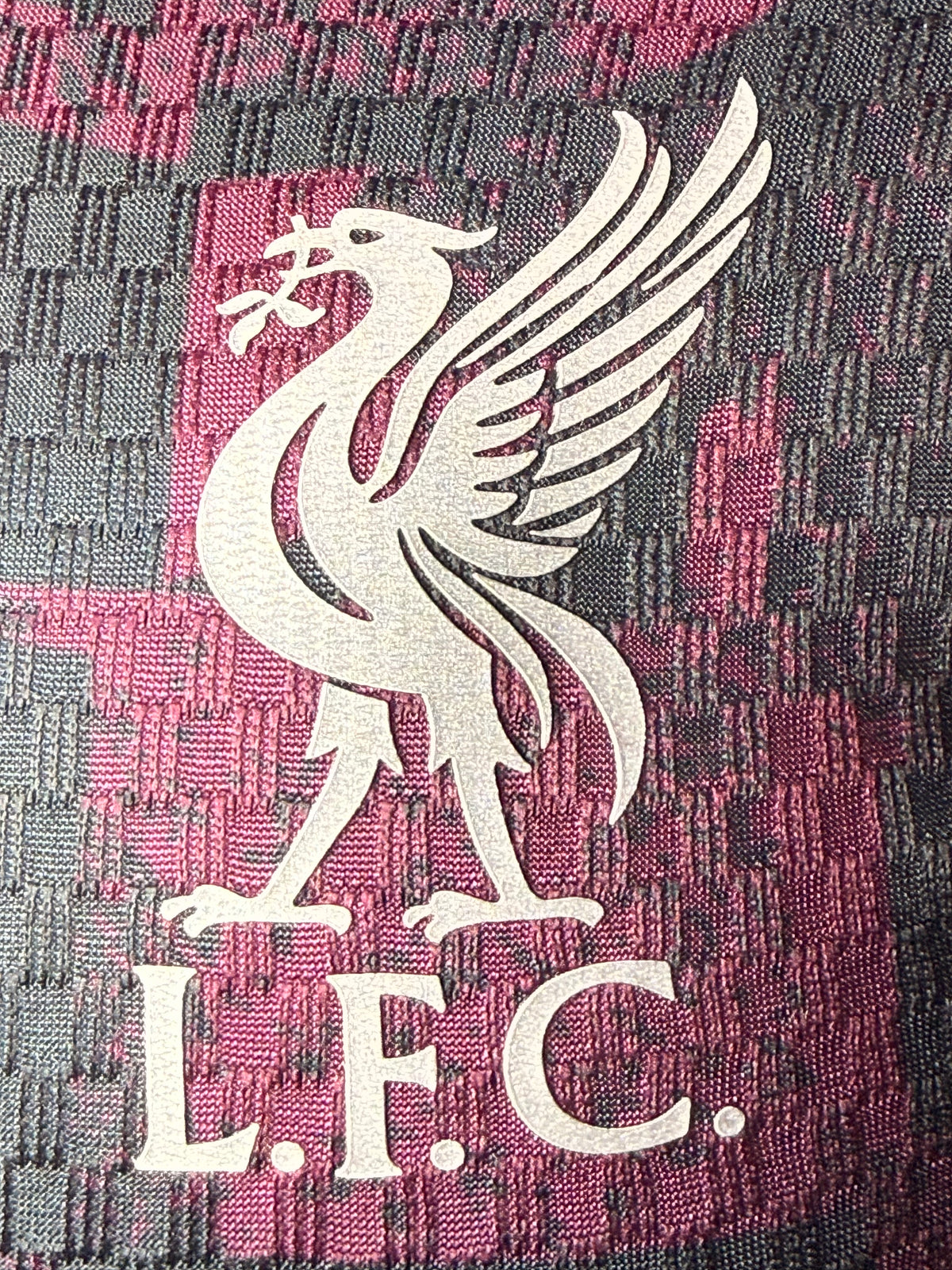 Liverpool 2026/27 Black and Magenta Third Shirt — Player Version — photo 4