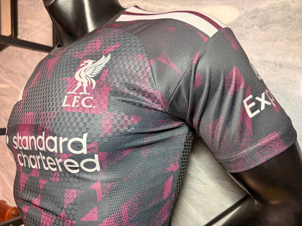 Liverpool 2026/27 Black and Magenta Third Shirt — Player Version — photo 6