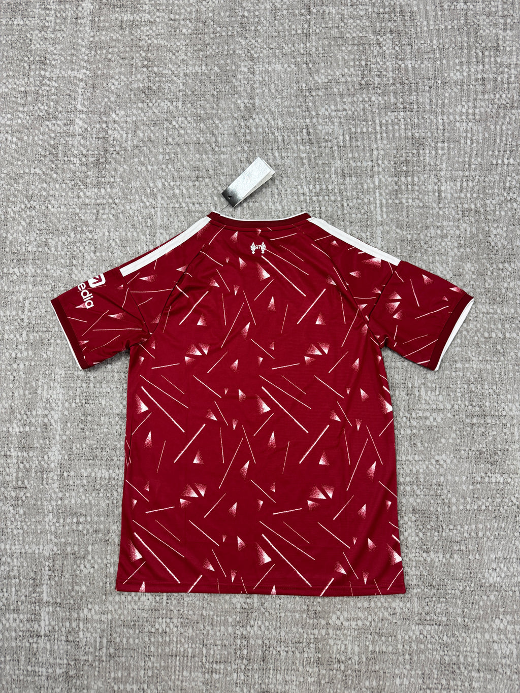 Liverpool 2026/27 Deep Red Home Shirt — Fan Version — photo 3