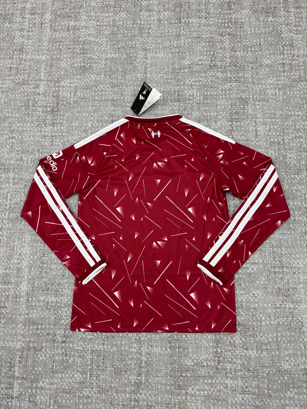 Liverpool 2026/27 Red Long-Sleeve Home Shirt — Fan Version — photo 3