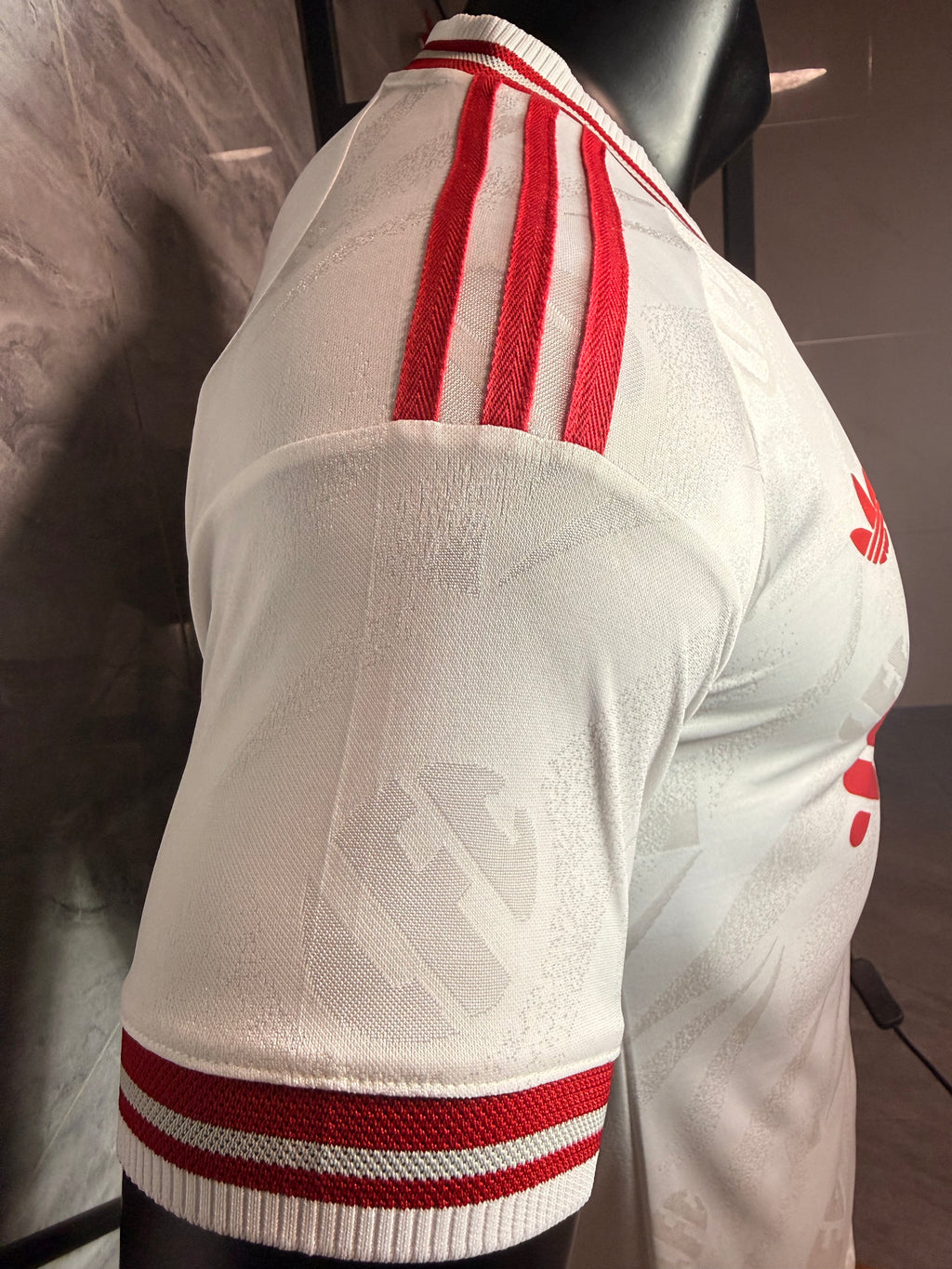 Liverpool 2026/27 White Away Shirt — Player Version — photo 9