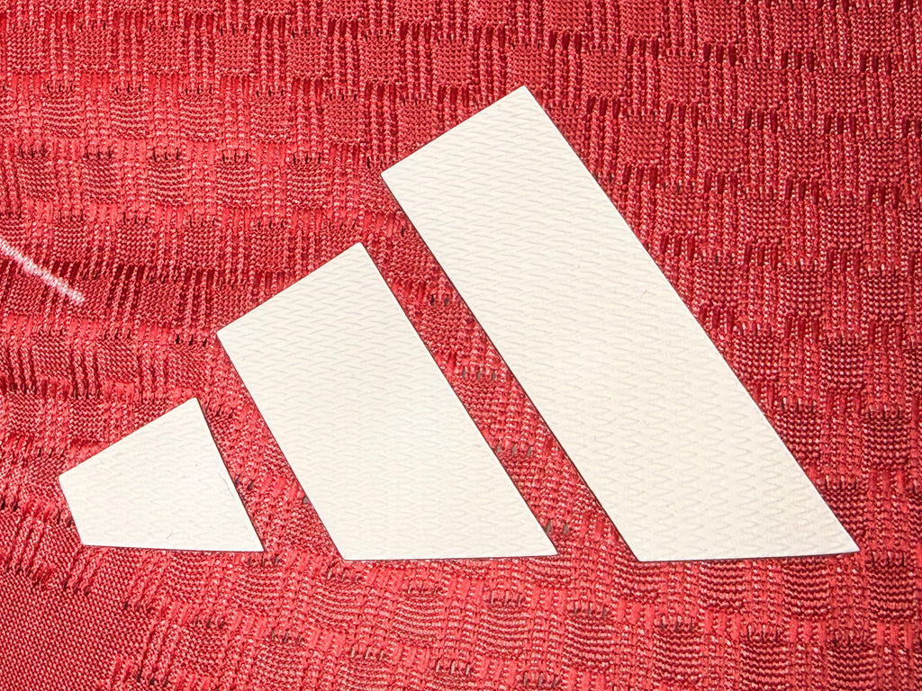 Liverpool 2026/27 Home Long-Sleeve Shirt — Player Version — photo 3