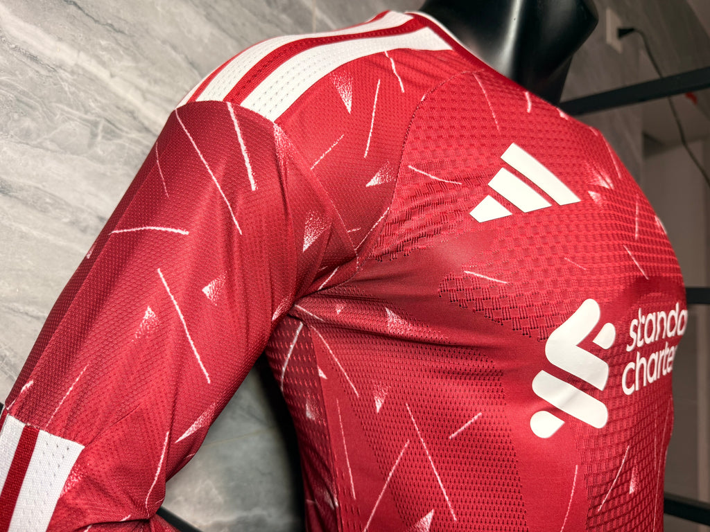 Liverpool 2026/27 Home Long-Sleeve Shirt — Player Version — photo 5