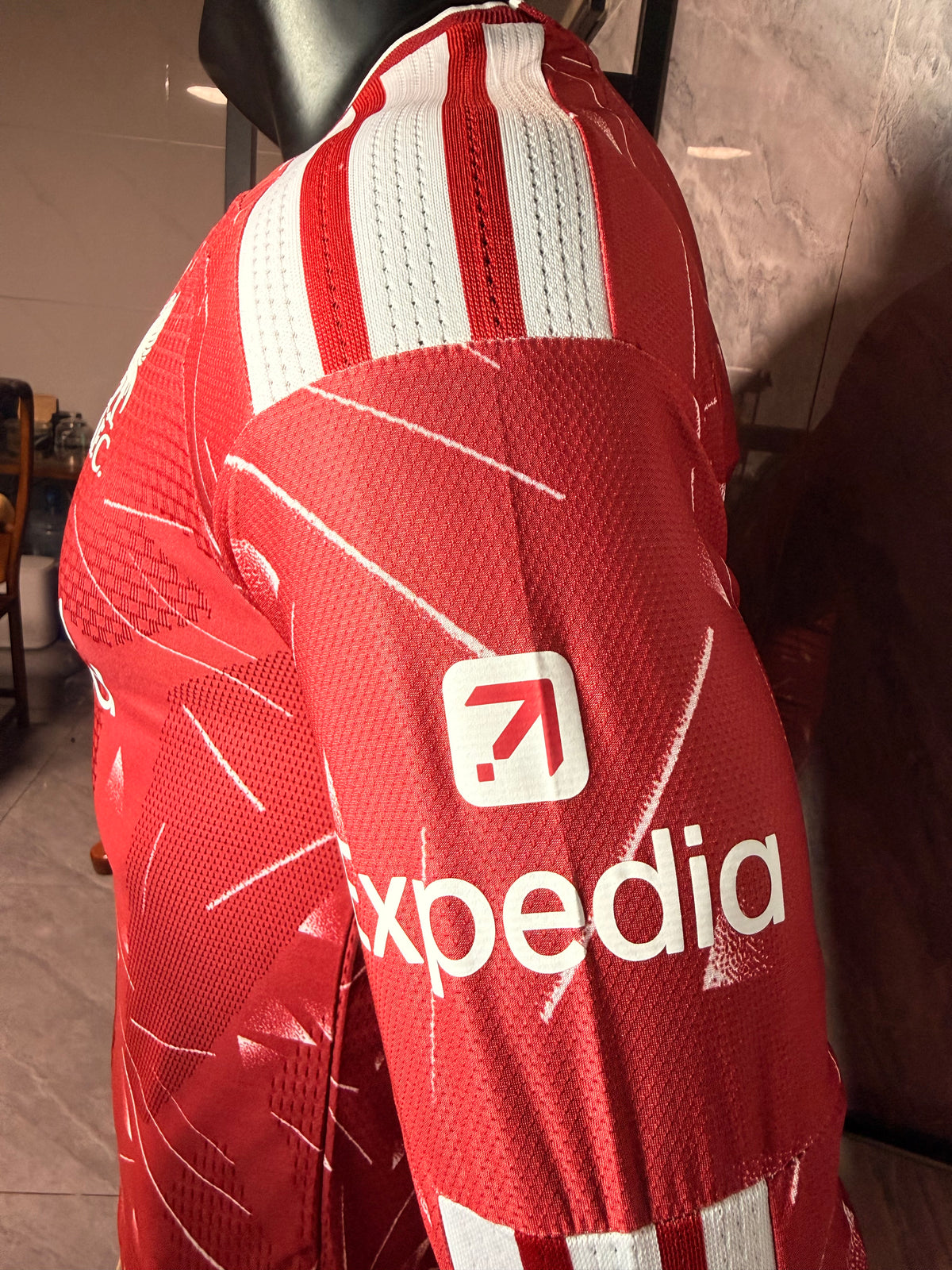 Liverpool 2026/27 Home Long-Sleeve Shirt — Player Version — photo 8