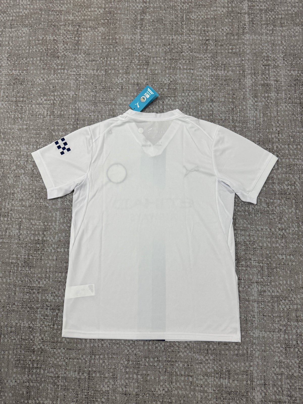 Manchester City 2026/27 White Third Shirt — Fan Version — photo 2