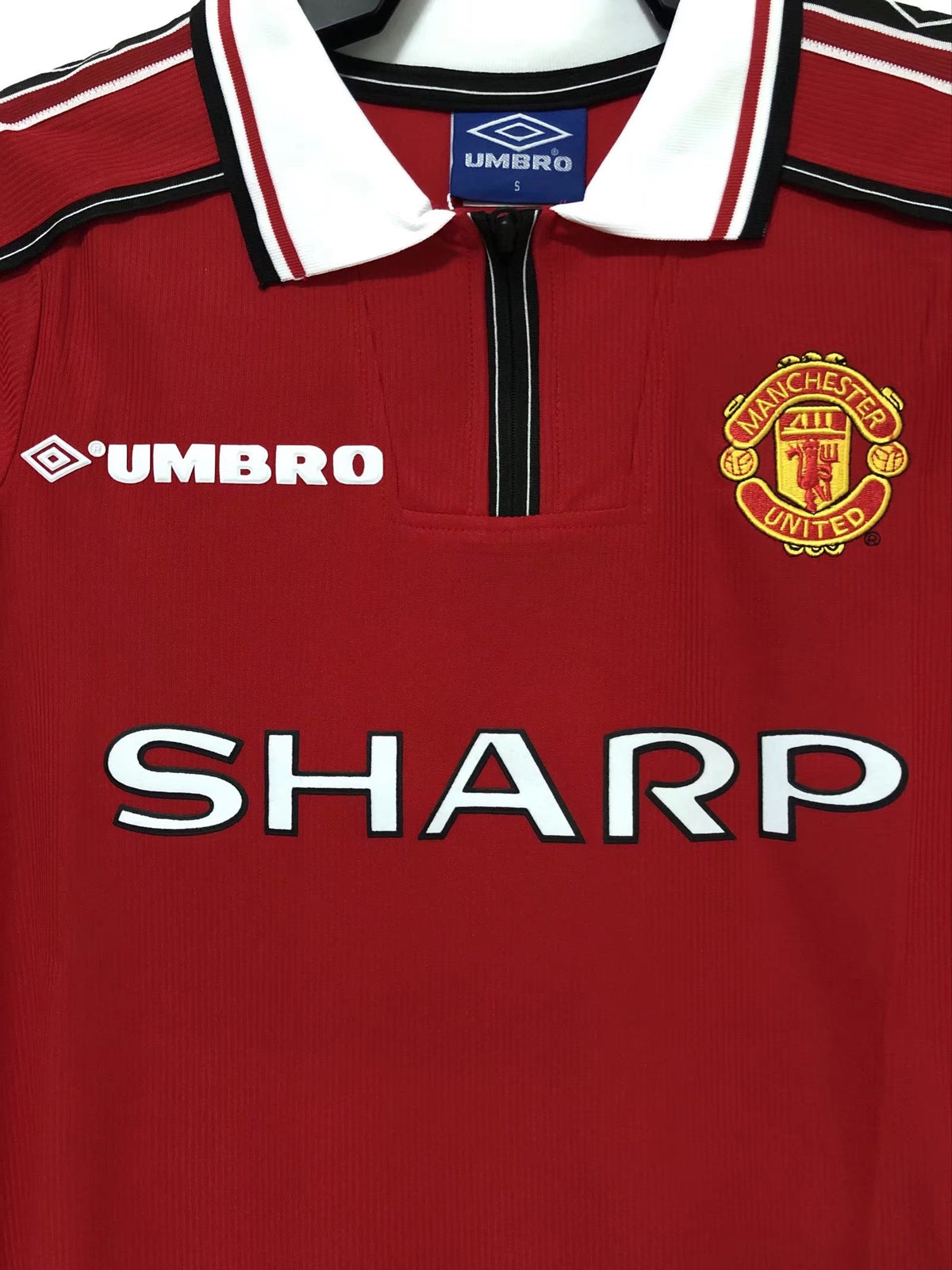 Manchester United 1998/99 Home Long-Sleeve Shirt — Retro Version — photo 6