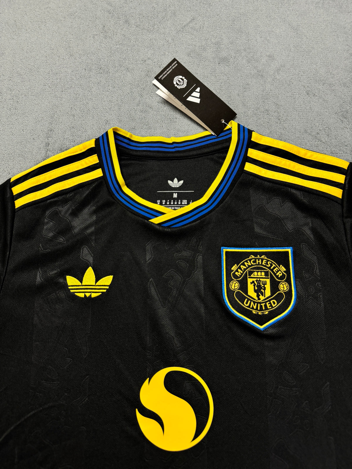 Manchester United 2025/26 Black Third Shirt — Fan Version — photo 1