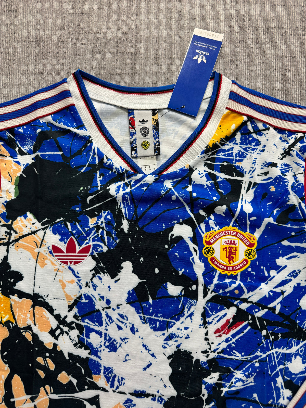 Manchester United 2026/27 Abstract Graphic Long-Sleeve Shirt — Fan Version — photo 1
