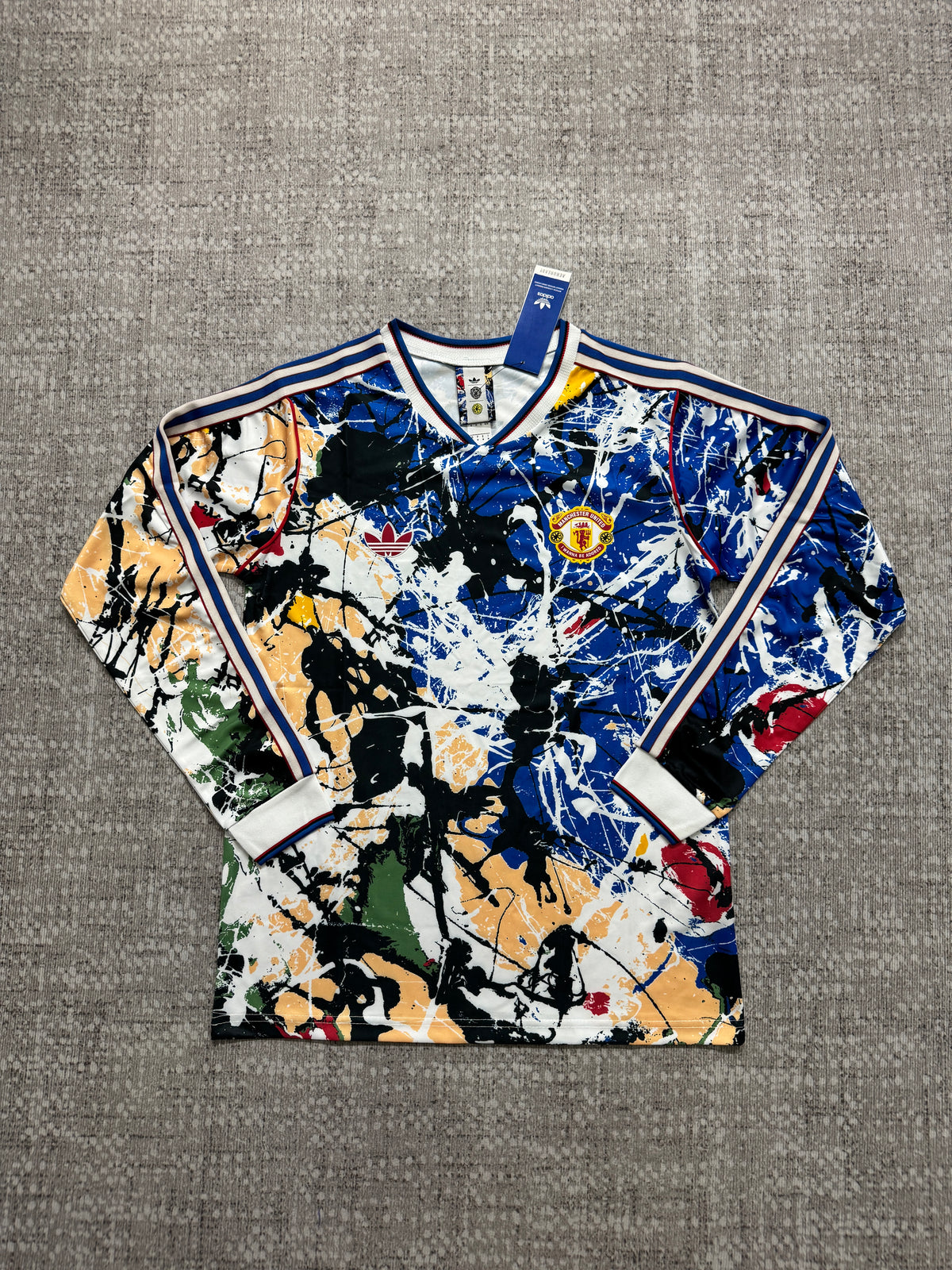 Manchester United 2026/27 Abstract Graphic Long-Sleeve Shirt — Fan Version — photo 2