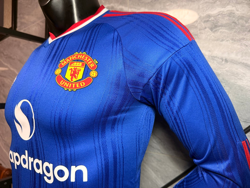 Manchester United 2026/27 Away Long-Sleeve Shirt — Player Version — photo 6