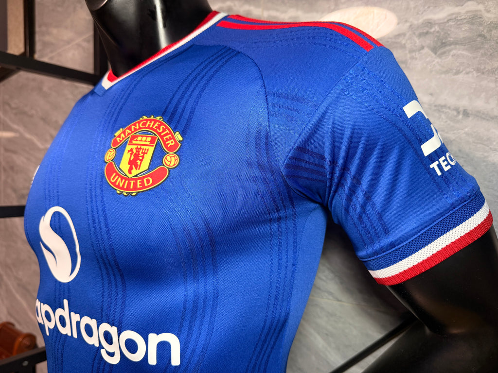 Manchester United 2026/27 Blue Third Shirt — Player Version — photo 6