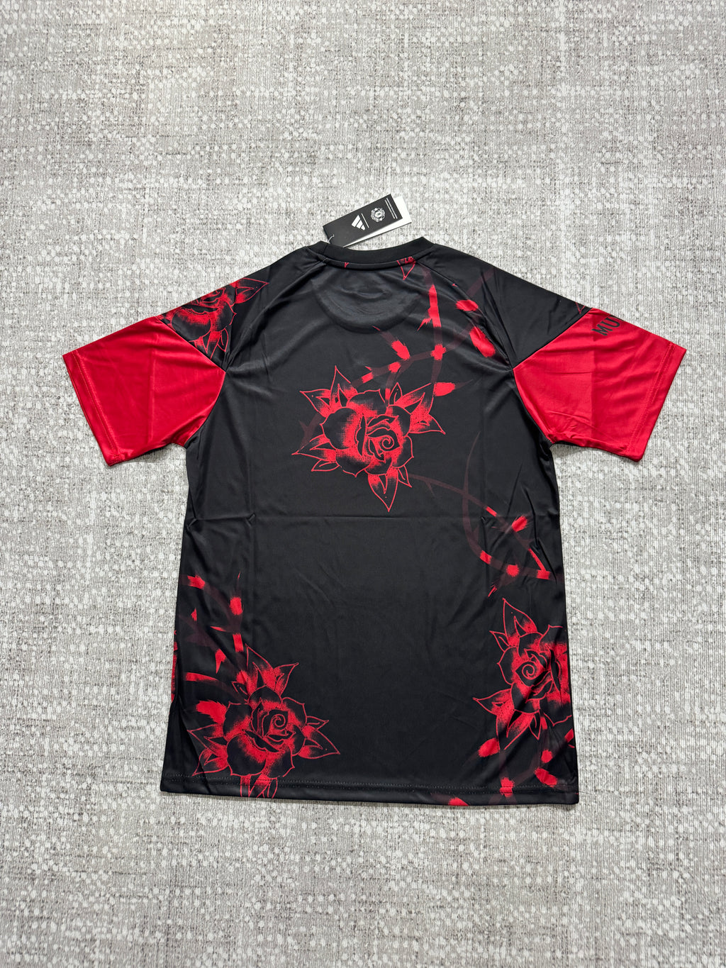 Manchester United 2026/27 Home Pre-Match Shirt — photo 2