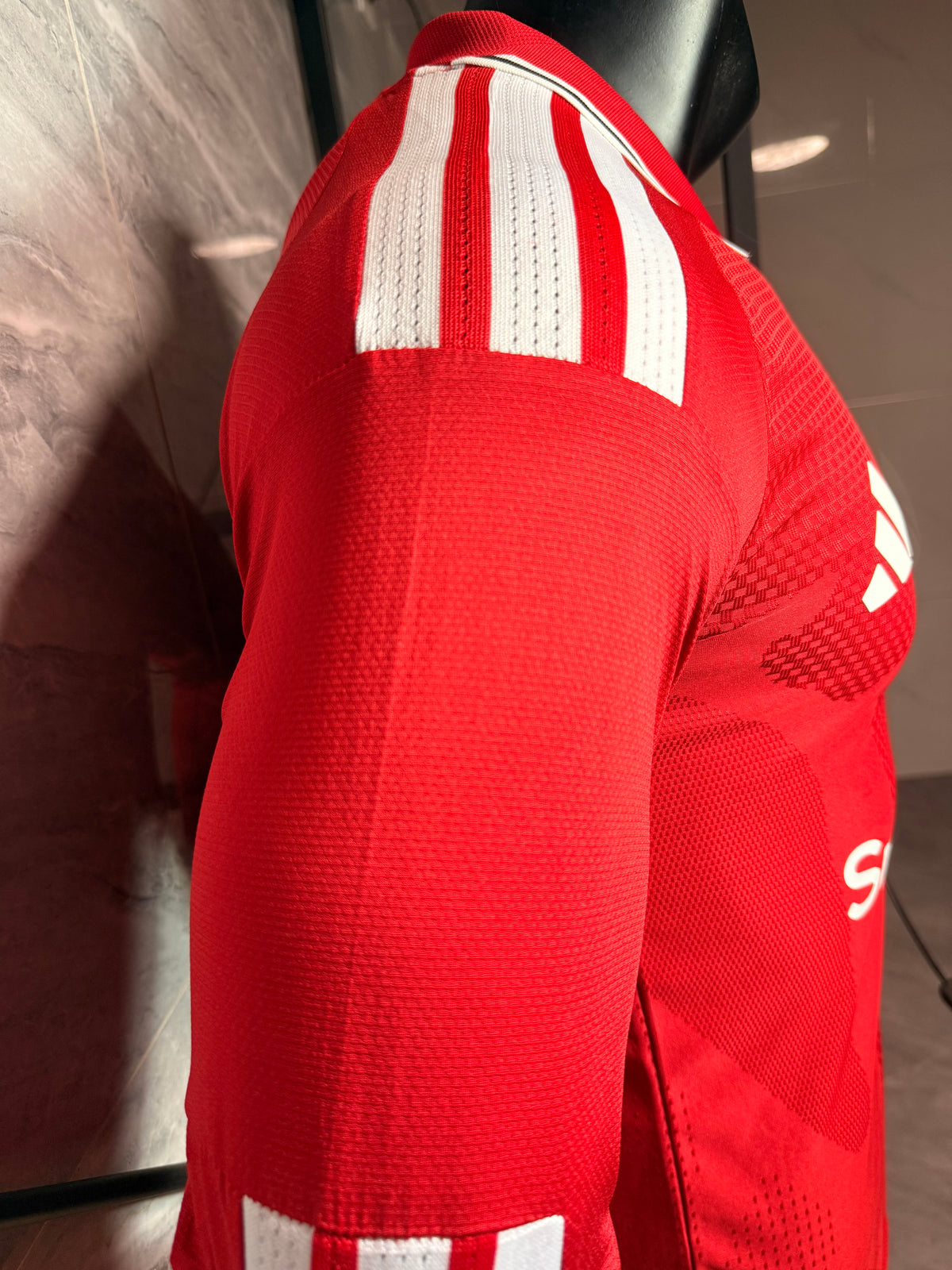 Manchester United 2026/27 Red Home Long-Sleeve Shirt — Player Version — photo 8