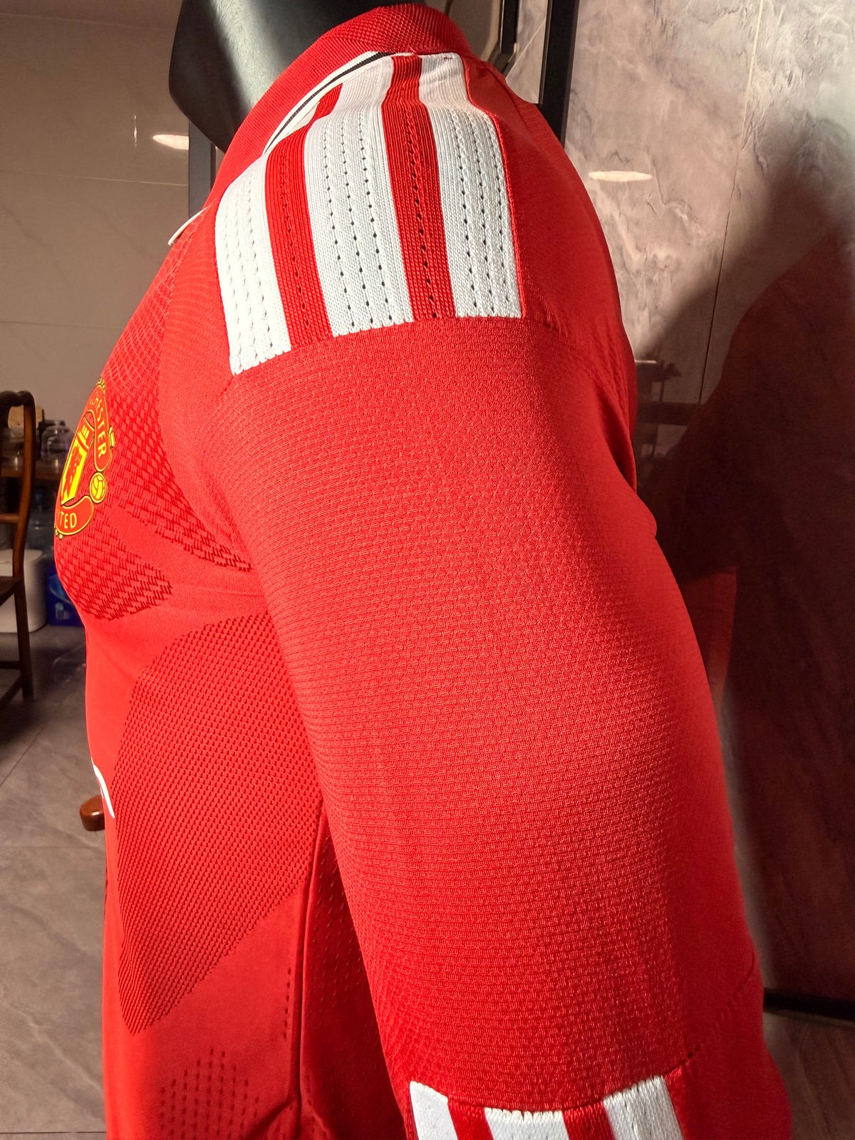 Manchester United 2026/27 Red Home Long-Sleeve Shirt — Player Version — photo 9