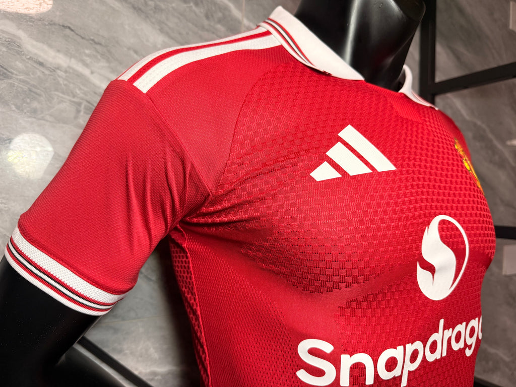Manchester United 2026/27 Red White-Collar Special-Edition Shirt — Player Version — photo 5